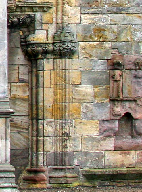 Pillar west wall