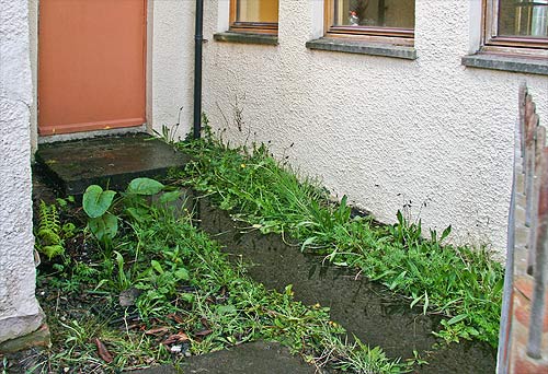 Lying water at the side of the Lodge